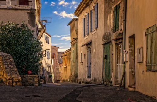 alley, historic center, historical-2995354.jpg