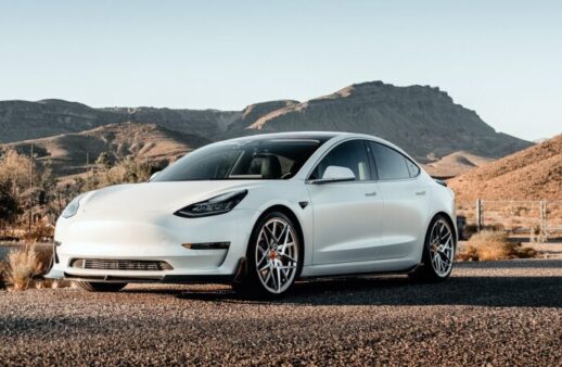 tesla, car, road-5937063.jpg